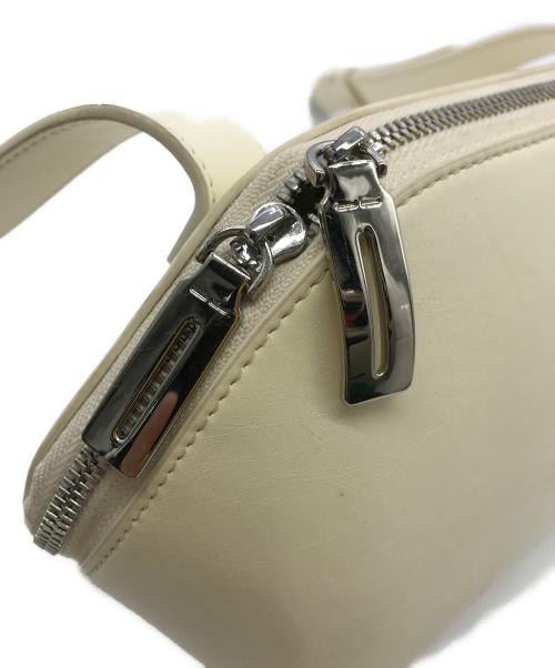 ADD CULUMN（アドカラム）ADD CULUMN (アドカラム) ショルダーバッグ ホワイトの古着・服飾アイテム