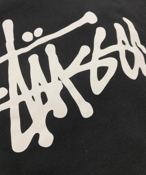 stussy（ステューシー）stussy (ステューシー) ロゴプリントフーディー ブラック サイズ:Sの古着・服飾アイテム