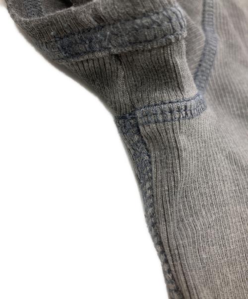 DIESEL（ディーゼル）DIESEL (ディーゼル) T-ELE ハートロゴリブカットソー グレー サイズ:Sの古着・服飾アイテム