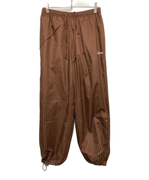 SUPREME（シュプリーム）SUPREME (シュプリーム) Reflective Pinstripe Track Pant ブラウン サイズ:Ｍの古着・服飾アイテム