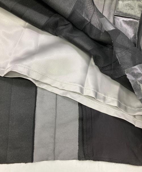 NAKAGAMI（ナカガミ）NAKAGAMI (ナカガミ) ラバープリント・ハンドプリーツスカート ブラック サイズ:１の古着・服飾アイテム