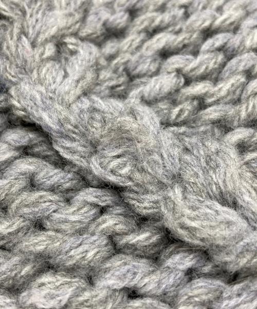 Curensology（カレンソロジー）Curensology (カレンソロジー) ケーブルベルテッドプルオーバー ニット/Belted Cable-Knit Pullover グレー サイズ:Fの古着・服飾アイテム