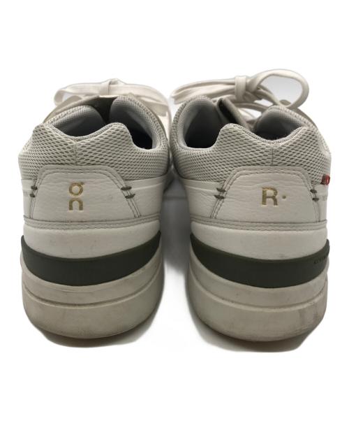 on（オン）On (オン) THE ROGER Centre Court ホワイト サイズ:US9.5の古着・服飾アイテム