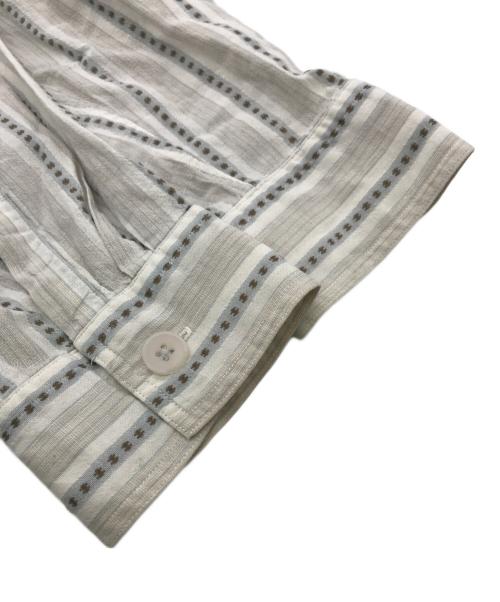 GIORGIO ARMANI（ジョルジョアルマーニ）GIORGIO ARMANI (ジョルジョアルマーニ) ボタンダウンジャガードシャツ ホワイト サイズ:Lの古着・服飾アイテム