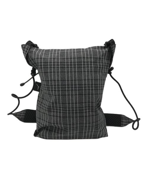 CAYL（ケイル）CAYL (ケイル) SEORAK 3 CHK サコッシュ グレーの古着・服飾アイテム