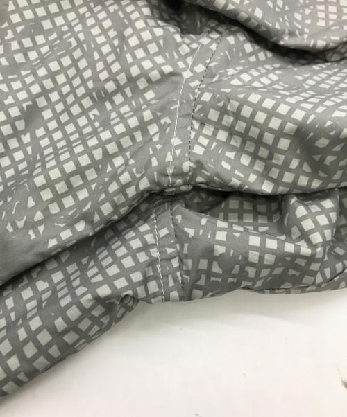 stussy（ステューシー）stussy (ステューシー) ナイトカモフラージュナイロンジャケット グレー サイズ:Lの古着・服飾アイテム