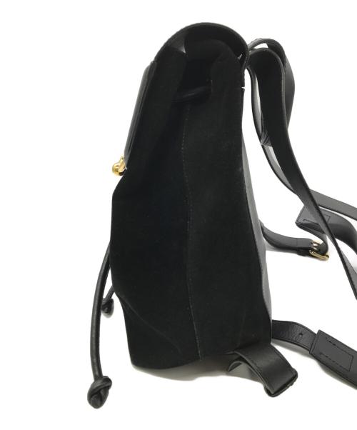 J.W.ANDERSON（ジェイダブリューアンダーソン）J.W.ANDERSON (ジェイダブリューアンダーソン) ピアスバックパック ブラックの古着・服飾アイテム