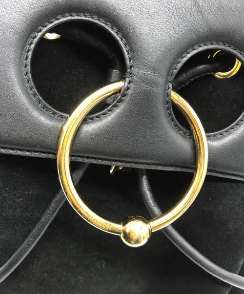 J.W.ANDERSON（ジェイダブリューアンダーソン）J.W.ANDERSON (ジェイダブリューアンダーソン) ピアスバックパック ブラックの古着・服飾アイテム