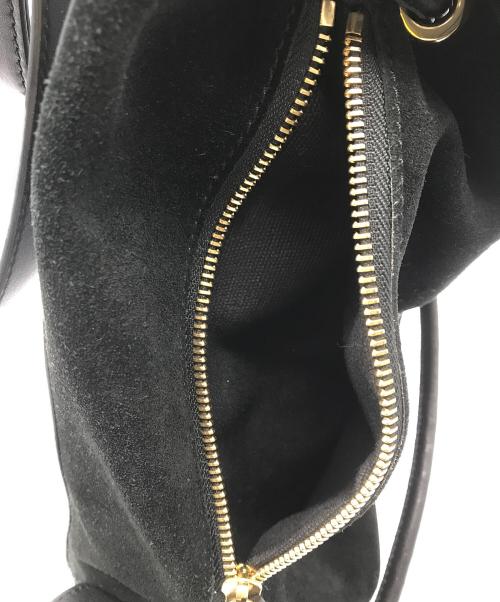 J.W.ANDERSON（ジェイダブリューアンダーソン）J.W.ANDERSON (ジェイダブリューアンダーソン) ピアスバックパック ブラックの古着・服飾アイテム