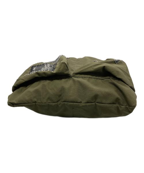 MINUS（マイナス）MINUS (マイナス) パッチワークヘルメットバッグ カーキの古着・服飾アイテム