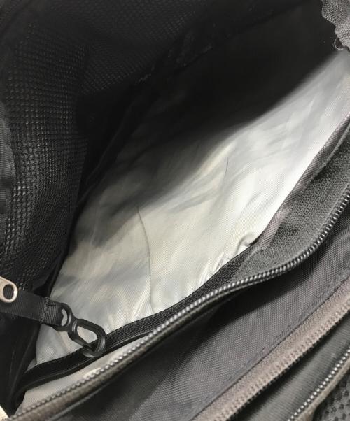 Patagonia（パタゴニア）Patagonia (パタゴニア) ATOMスリングバッグ ブラックの古着・服飾アイテム