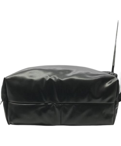 olend（オレンド）OLEND (オレンド) Ona Soft Bag ブラックの古着・服飾アイテム