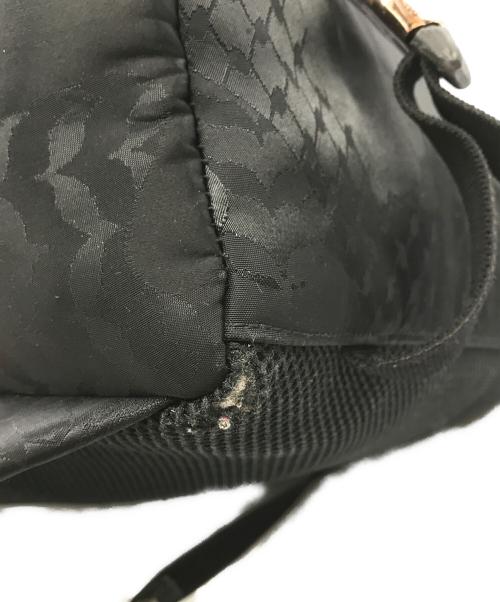 NEIL BARRETT（ニールバレット）NEIL BARRETT (ニールバレット) カモフラージュリュック ブラックの古着・服飾アイテム