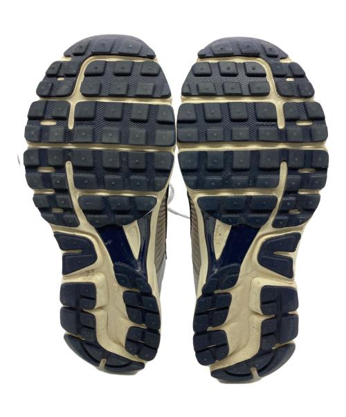 NIKE（ナイキ）NIKE (ナイキ) ZOOM VOMERO 5 シルバー サイズ:26.5cmの古着・服飾アイテム