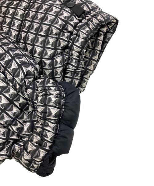 SUPREME（シュプリーム）Supreme (シュプリーム) THE NORTH FACE (ザ ノース フェイス) Studded Nuptse Jacket ブラック サイズ:Mの古着・服飾アイテム