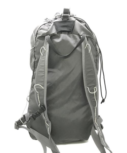 ARC'TERYX（アークテリクス）ARC'TERYX (アークテリクス) Cierzo 18 Backpack グレーの古着・服飾アイテム