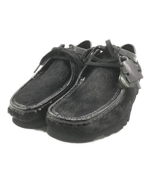 CLARKS（クラークス）CLARKS (クラークス) atmos (アトモス) THE BLACK EYE PATCH (ブラックアイパッチ) Wallabee Black Hair ブラック サイズ:US10 (28cm) 未使用品の古着・服飾アイテム