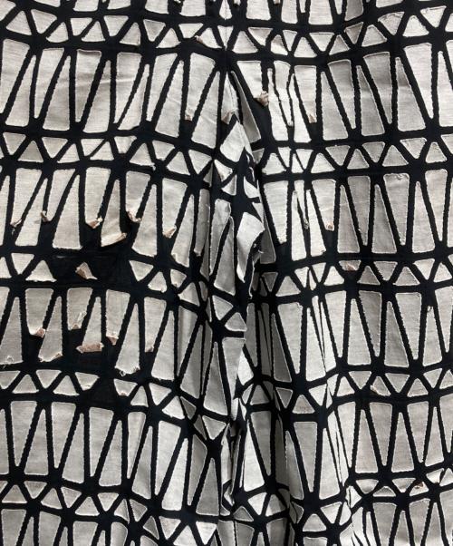 ISSEY MIYAKE（イッセイミヤケ）ISSEY MIYAKE (イッセイミヤケ) カット＆スティックガウチョパンツ/Gaucho pants ホワイト×ブラック サイズ:1の古着・服飾アイテム