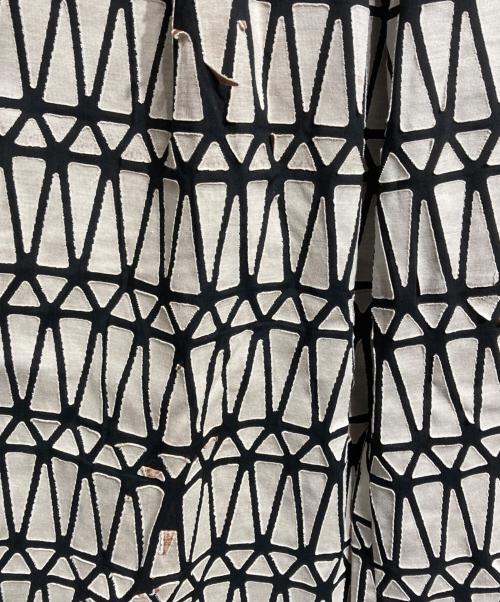 ISSEY MIYAKE（イッセイミヤケ）ISSEY MIYAKE (イッセイミヤケ) カット＆スティックガウチョパンツ/Gaucho pants ホワイト×ブラック サイズ:1の古着・服飾アイテム