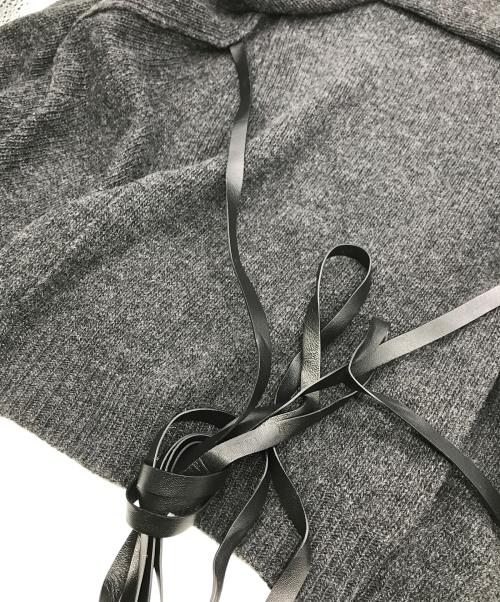 VALENTINO（ヴァレンティノ）VALENTINO (ヴァレンティノ) リボンデザインニット グレー サイズ:Mの古着・服飾アイテム