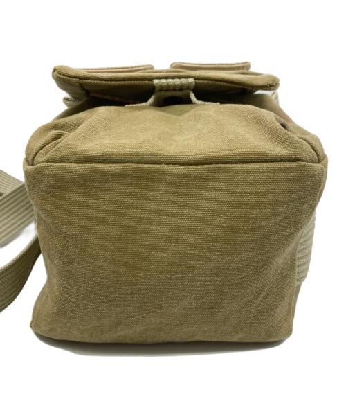 NATIONAL GEOGRAPHIC（ナショナルジオグラフィック）NATIONAL GEOGRAPHIC (ナショナルジオグラフィック) カメラバッグ カーキの古着・服飾アイテム