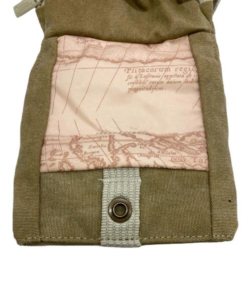 NATIONAL GEOGRAPHIC（ナショナルジオグラフィック）NATIONAL GEOGRAPHIC (ナショナルジオグラフィック) カメラバッグ カーキの古着・服飾アイテム