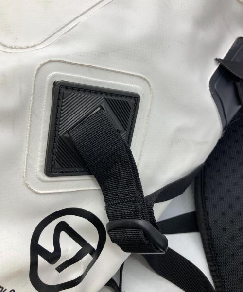 STREAM TRAIL（ストリームトレイル）STREAM TRAIL (ストリームトレイル) DRY TANK 40L D2 ホワイトの古着・服飾アイテム