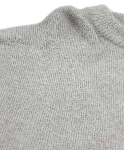 AMI Alexandre Mattiussi（アミアレクサンドルマテュッシ）AMI Alexandre Mattiussi (アミアレクサンドルマテュッシ) ハートロゴニットHeart logo sweater / jumper グレー サイズ:Ｍの古着・服飾アイテム