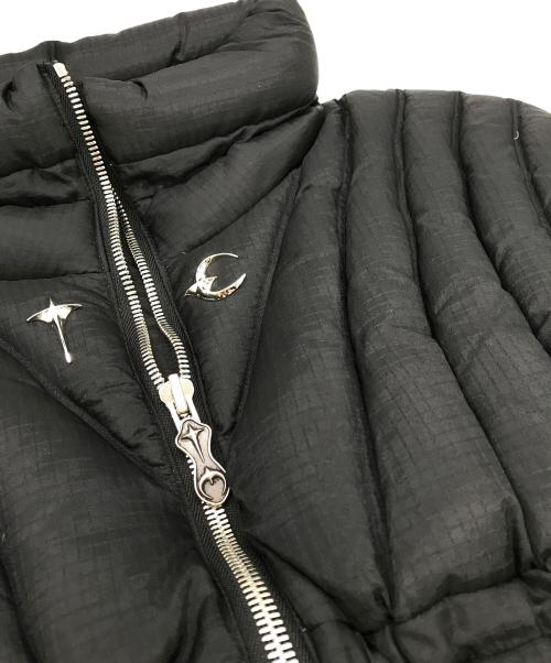 THUG CLUB（サグ クラブ）THUG CLUB (サグ クラブ) WAR LIFE DOWN VEST ブラック サイズ:４の古着・服飾アイテム