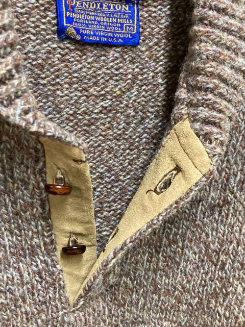 PENDLETON（ペンドルトン）PENDLETON (ペンドルトン) 70-80s エルボーパッチヘンリーネックニット ブラウン サイズ:Mの古着・服飾アイテム