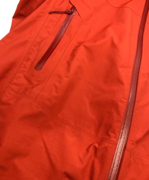 ARC'TERYX（アークテリクス）ARC'TERYX (アークテリクス) BETA SL JACKET オレンジ サイズ:Sの古着・服飾アイテム