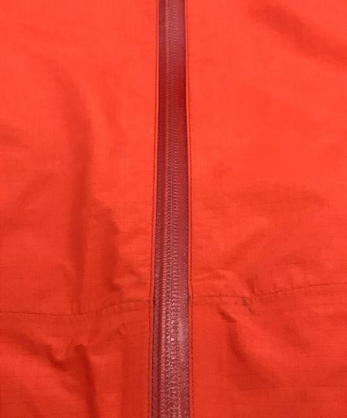 ARC'TERYX（アークテリクス）ARC'TERYX (アークテリクス) BETA SL JACKET オレンジ サイズ:Sの古着・服飾アイテム