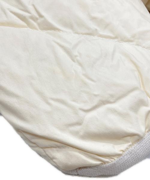 MONCLER（モンクレール）MONCLER (モンクレール) KAORI ダウンジャケット/Doen Jacket ベージュ×ピンク サイズ:12(152cm)の古着・服飾アイテム