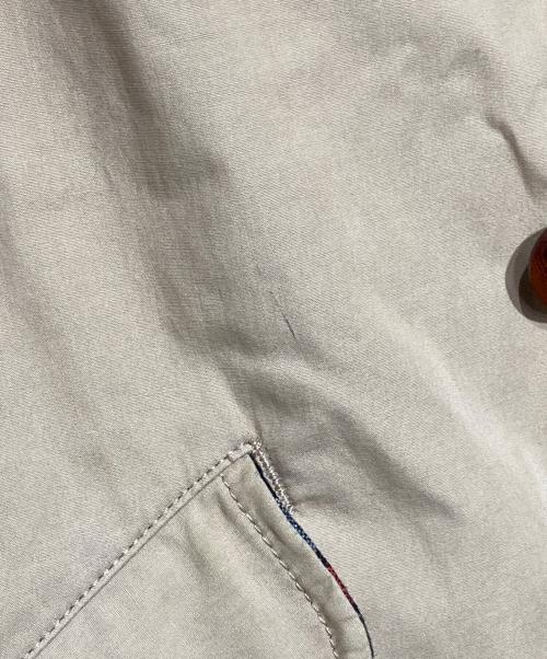 COMME des GARCONS HOMME（コムデギャルソン オム）COMME des GARCONS HOMME GOLDWIN (ゴールドウイン) WINDSTOPPER ステンカラーコート/コート」は、英語では WINDSTOPPER Balmacaan Coat ベージュ サイズ:XSの古着・服飾アイテム