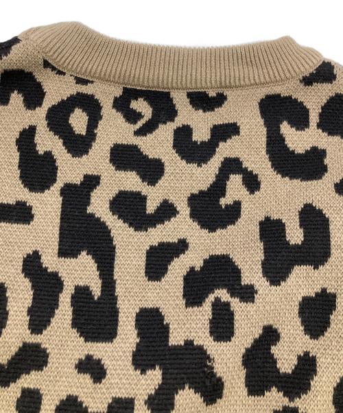 ATMOS（アトモス）atmos (アトモス) Small Logo Patch Knit Sweater LEOPARD ベージュ サイズ:Ｌの古着・服飾アイテム