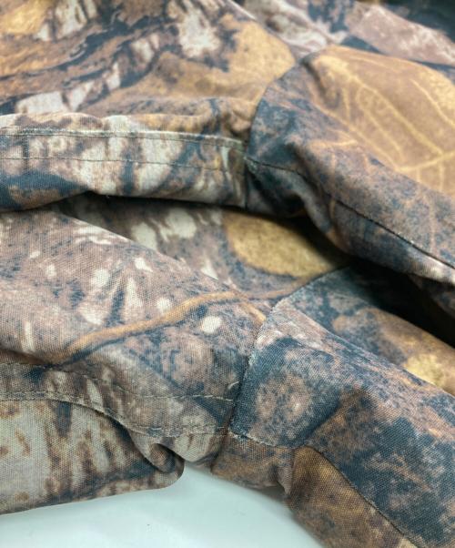 stussy（ステューシー）stussy (ステューシー) リアルツリーカモコーチジャケット ブラウン サイズ:Mの古着・服飾アイテム