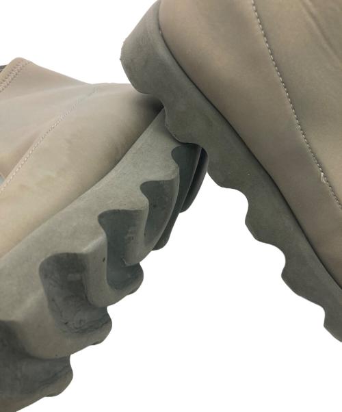 ISSEY MIYAKE（イッセイミヤケ）ISSEY MIYAKE (イッセイミヤケ) UN (ユナイテッドヌード) BOUNCE SHORT BOOT ベージュ サイズ:40の古着・服飾アイテム