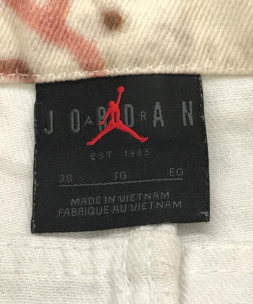 NIKE（ナイキ）NIKE (ナイキ) AIR JDN PG AOP SHORT SAIL ホワイト サイズ:	SIZE 38の古着・服飾アイテム