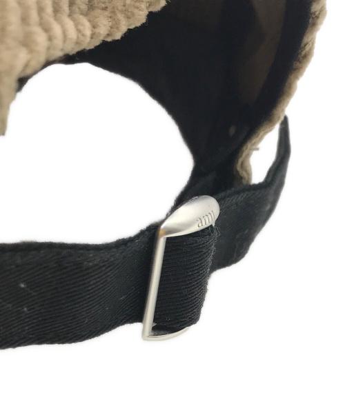 AMI PARIS（アミ パリス）AMI PARIS (アミ パリス) コーデュロイキャップ ベージュの古着・服飾アイテム