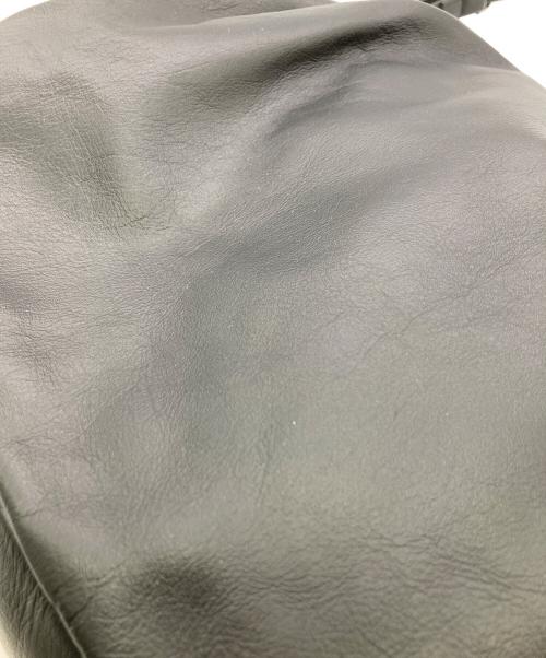 ear PAPILLONNER（イアパピヨネ）ear PAPILLONNER (イアパピヨネ) コロンボストンバッグ ブラックの古着・服飾アイテム