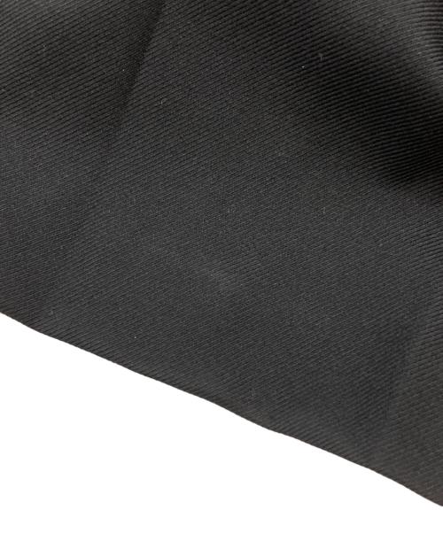 VERSACE（ヴェルサーチェ）VERSACE (ヴェルサーチェ) ギャバジンウールラップショーツ/Wool Gabardine Wrap Shorts ブラック サイズ:50の古着・服飾アイテム