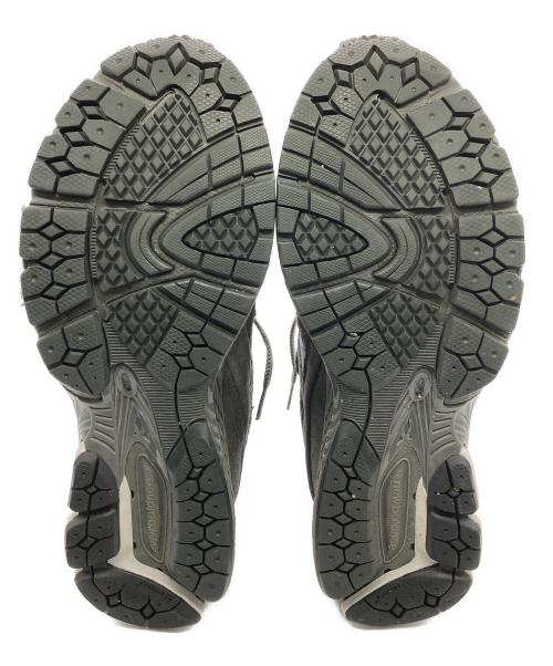 NEW BALANCE（ニューバランス）NEW BALANCE (ニューバランス) BEAMS (ビームス) 別注2002R ゴアテックスローカットスニーカー グレー サイズ:US9.5 （27.5cm）の古着・服飾アイテム