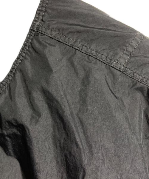 STONE ISLAND（ストーンアイランド）STONE ISLAND (ストーンアイランド) GARMENT DYED CRINKLE REPS R-NY WITH PRIMALOFT-TC ブラック サイズ:Ｍの古着・服飾アイテム