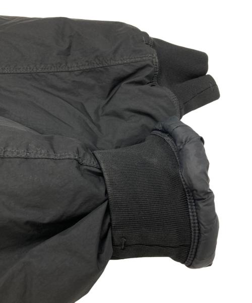 STONE ISLAND（ストーンアイランド）STONE ISLAND (ストーンアイランド) GARMENT DYED CRINKLE REPS R-NY WITH PRIMALOFT-TC ブラック サイズ:Ｍの古着・服飾アイテム