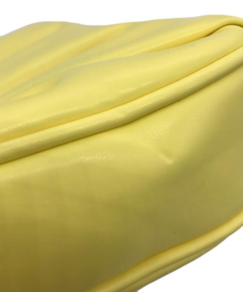 JW PEI（ジェイダブリューペイ）JW PEI (ジェイダブリューペイ) Gabbi ハンドバッグ イエローの古着・服飾アイテム