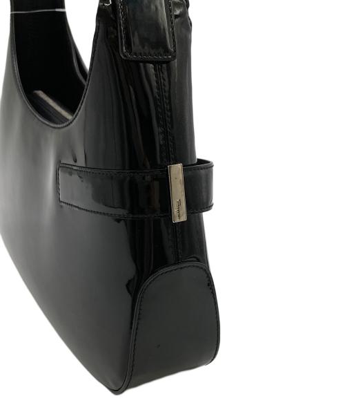 Salvatore Ferragamo（サルヴァトーレ フェラガモ）Salvatore Ferragamo (サルヴァトーレ フェラガモ) パテントレザーワンショルダーバッグ ブラックの古着・服飾アイテム