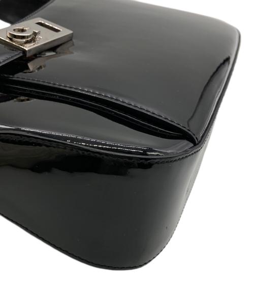 Salvatore Ferragamo（サルヴァトーレ フェラガモ）Salvatore Ferragamo (サルヴァトーレ フェラガモ) パテントレザーワンショルダーバッグ ブラックの古着・服飾アイテム