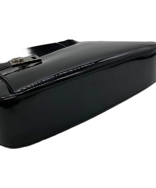 Salvatore Ferragamo（サルヴァトーレ フェラガモ）Salvatore Ferragamo (サルヴァトーレ フェラガモ) パテントレザーワンショルダーバッグ ブラックの古着・服飾アイテム