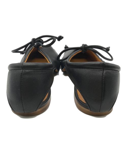 Pippichic（ピッピシック）Pippichic (ピッピシック) スクエア センターオープン フラットシューズ ブラック サイズ:SIZE　EU37 1/2 (23.5-24cm)の古着・服飾アイテム