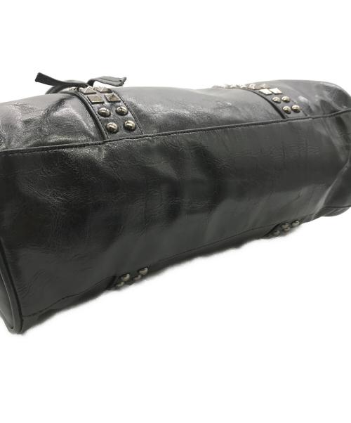 erika.T（エリカ.ティー）erika.T (エリカ.ティー) alcali (アルカリ) スタッズボストンバッグ ブラックの古着・服飾アイテム